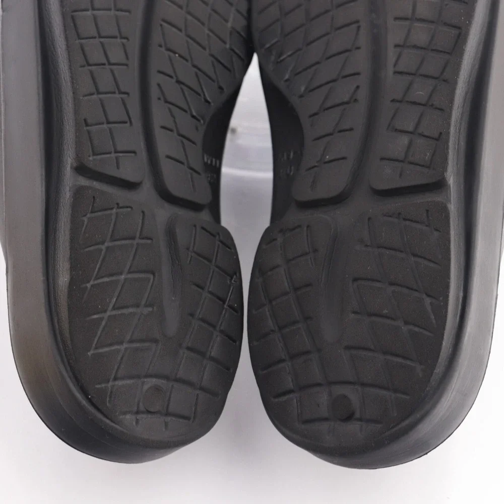 OOFOS Mens OOahh Slide Sandals Shoes Size 9 Black Recovery Comfort Cushioned